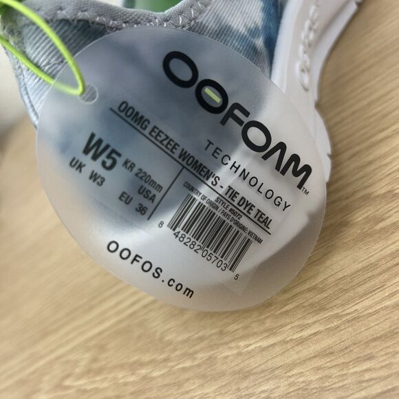 Oofos Oomg eeZee Low Shoes Womens Sz 5 Teal Tie Dye Slip On Comfort Recovery - Picture 9 of 9